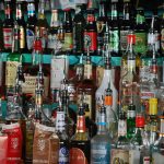 Color profiling for inkjet printing on hollow packaging